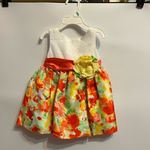 Beautiful Sunday or just a s Special day out dress - Picture 1 of 4